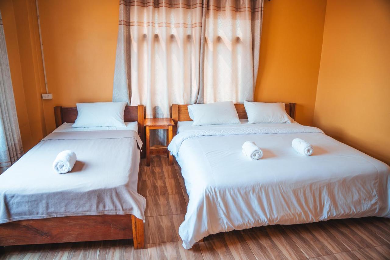 Vang Vieng Sunset Guesthouse & Restaurant 外观 照片
