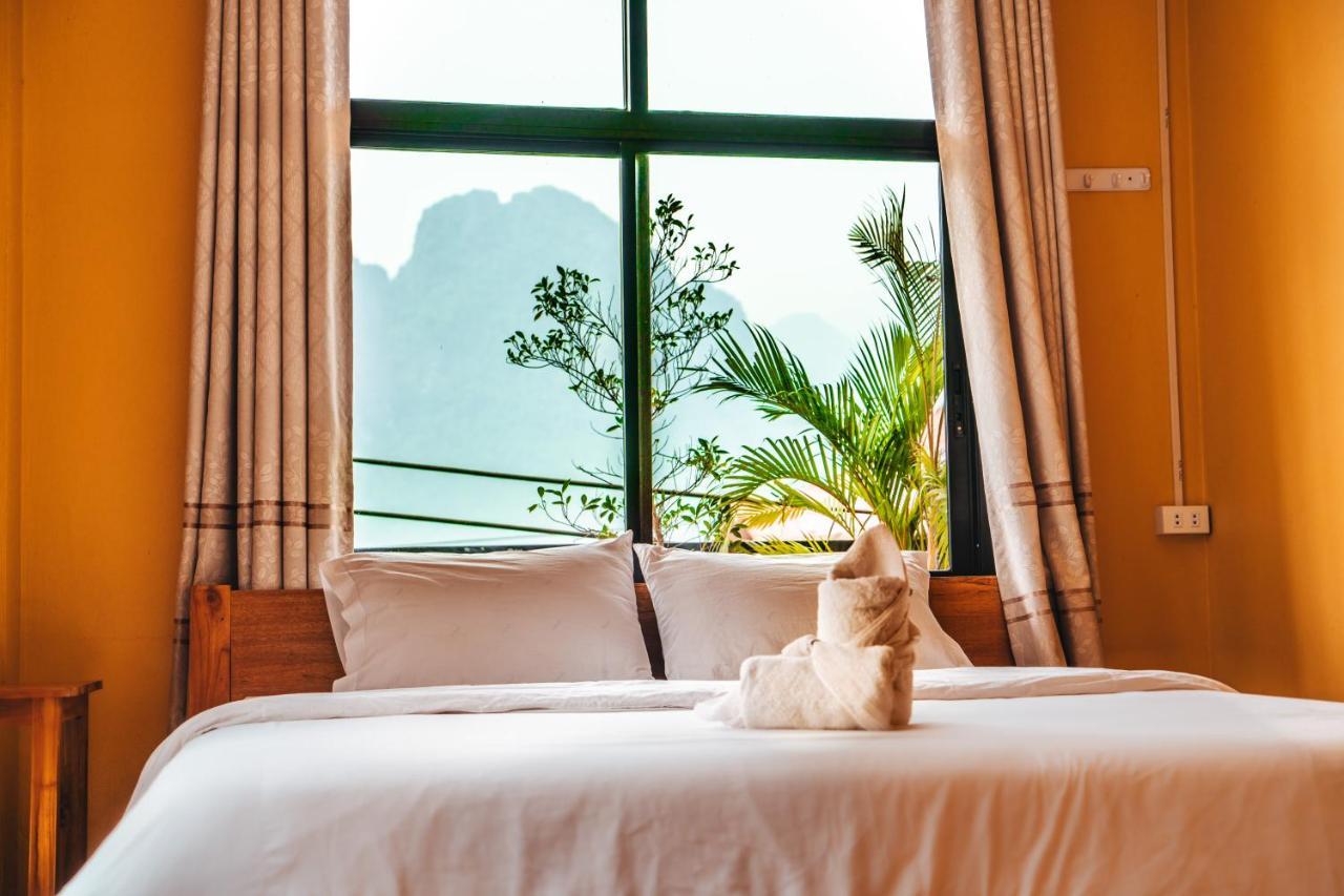 Vang Vieng Sunset Guesthouse & Restaurant 外观 照片
