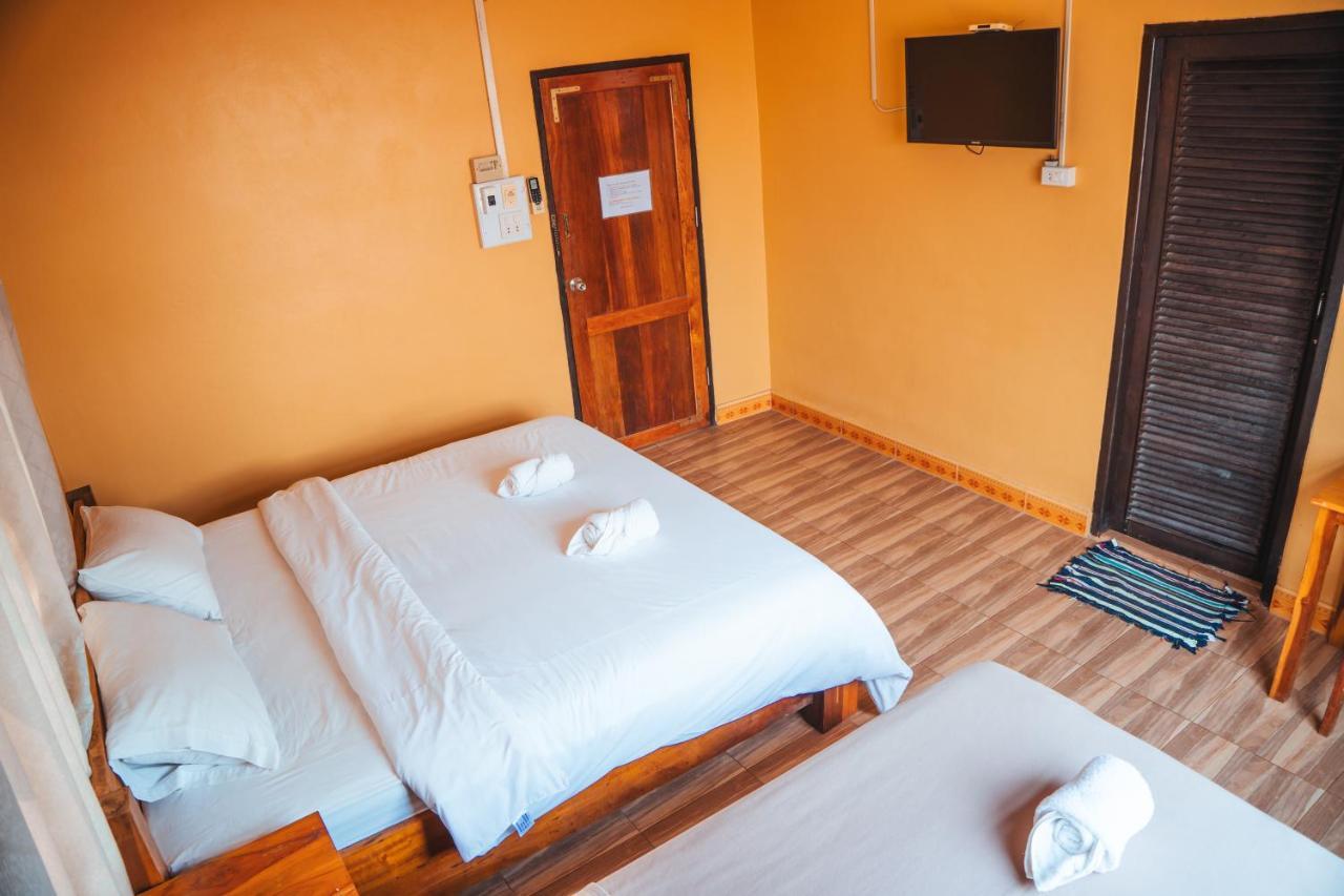 Vang Vieng Sunset Guesthouse & Restaurant 外观 照片